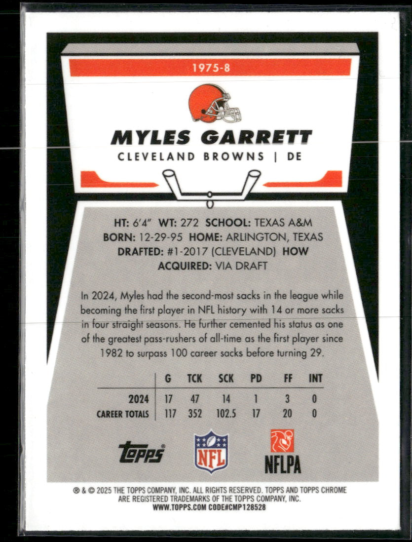 2025 Topps Chrome 1975 Topps Blue Refractor Myles Garrett #/150 #1975-8