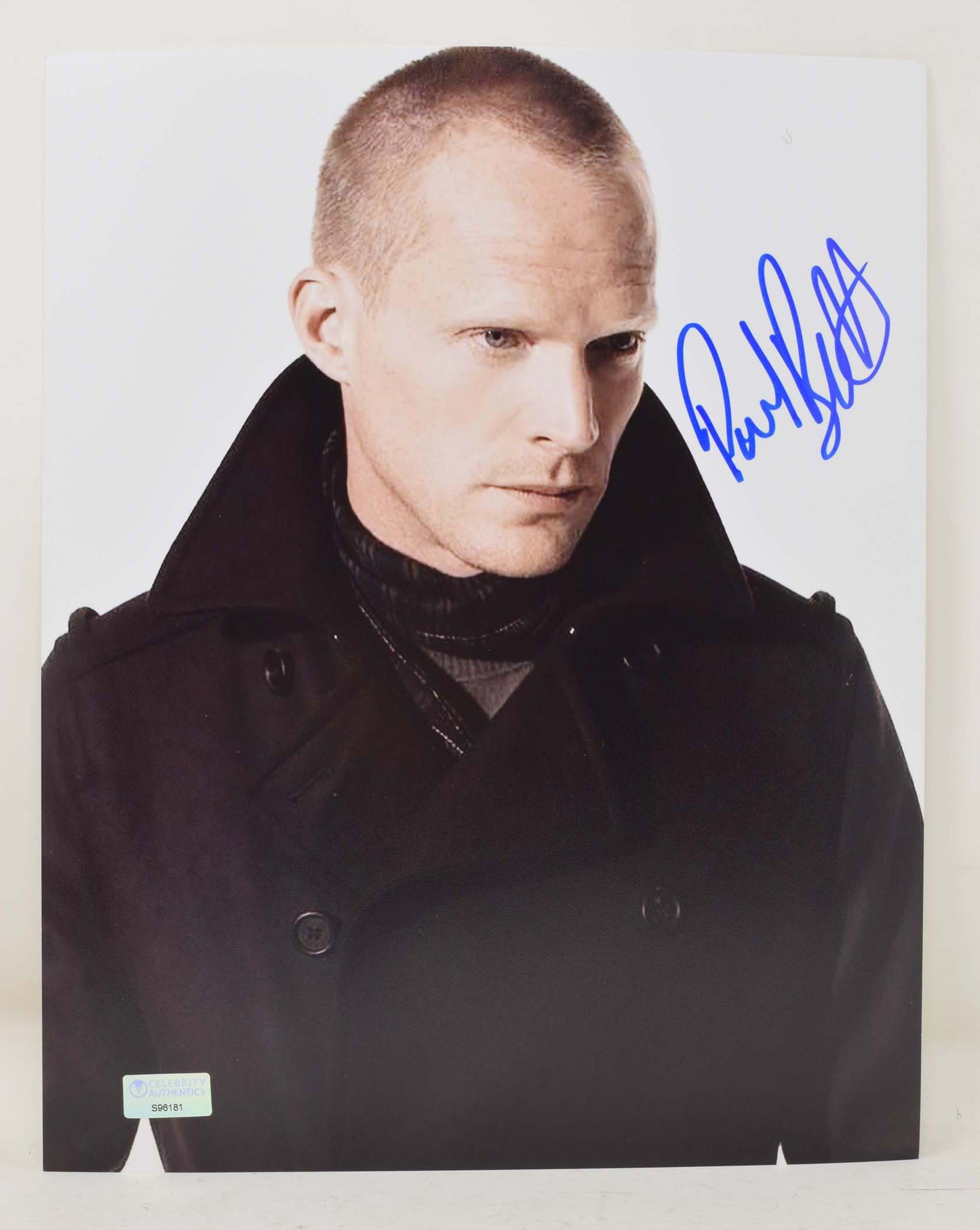 Paul Bettany Signed 8 x 10 Photo - Golden Apple Comics