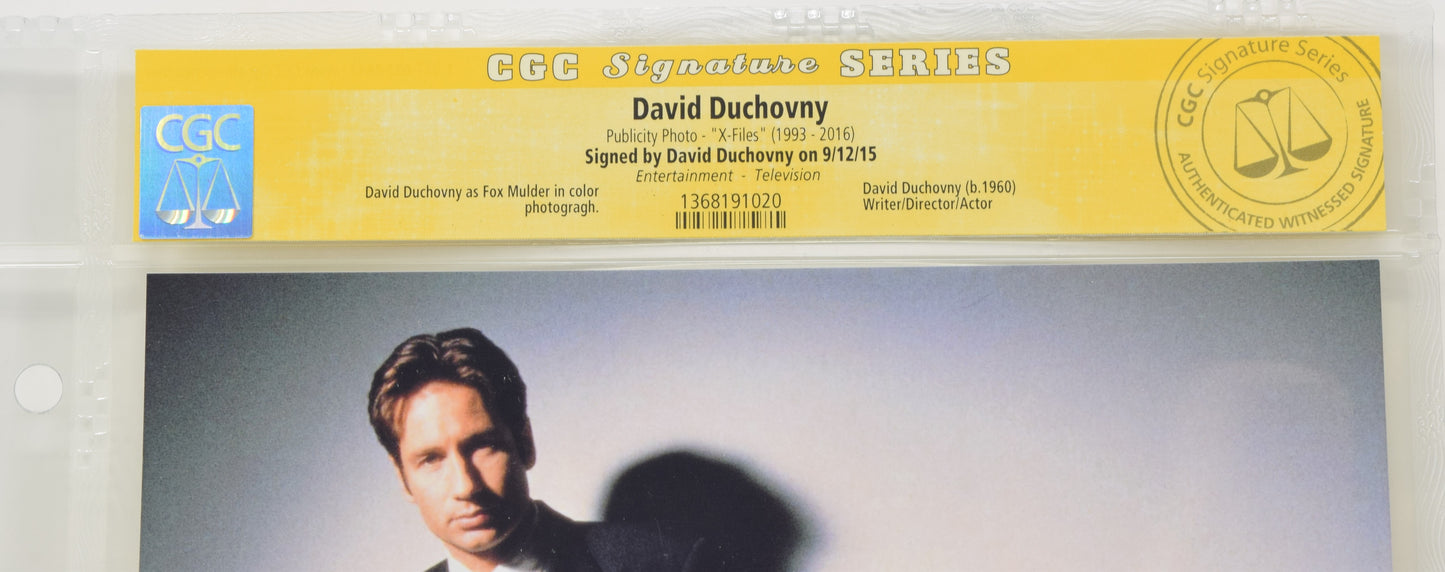David Duchovny Fox Mulder X-Files Suit Signed 8 x 10 Photo CGC SS