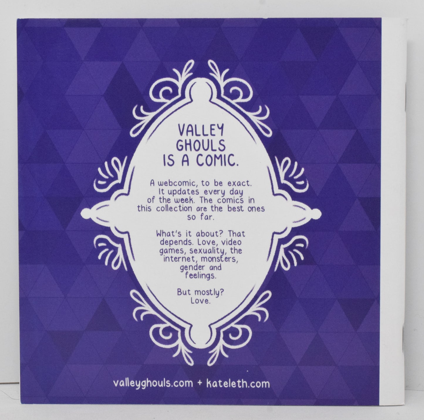 Play The Hits Valley Ghouls Best Of SC 2020 NM Signed Kate Leth