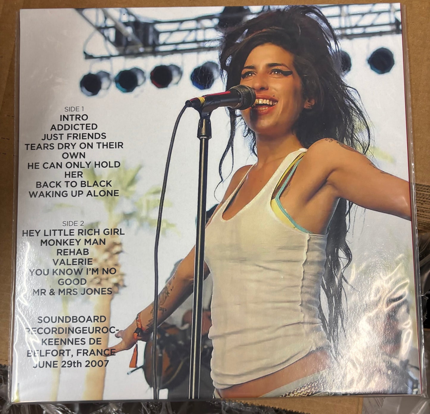 WINEHOUSE, AMY - AM I NOT YOUR GIRL (SOUNDBOARD RECORDING) Vinyl LP *Unofficial Release*