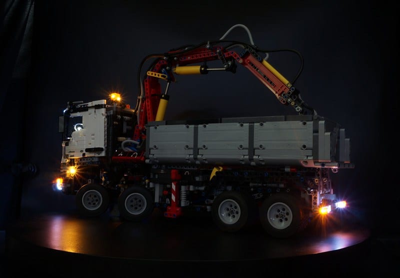 LEGO MBZ Arocs 3245 #42043 Light Kit