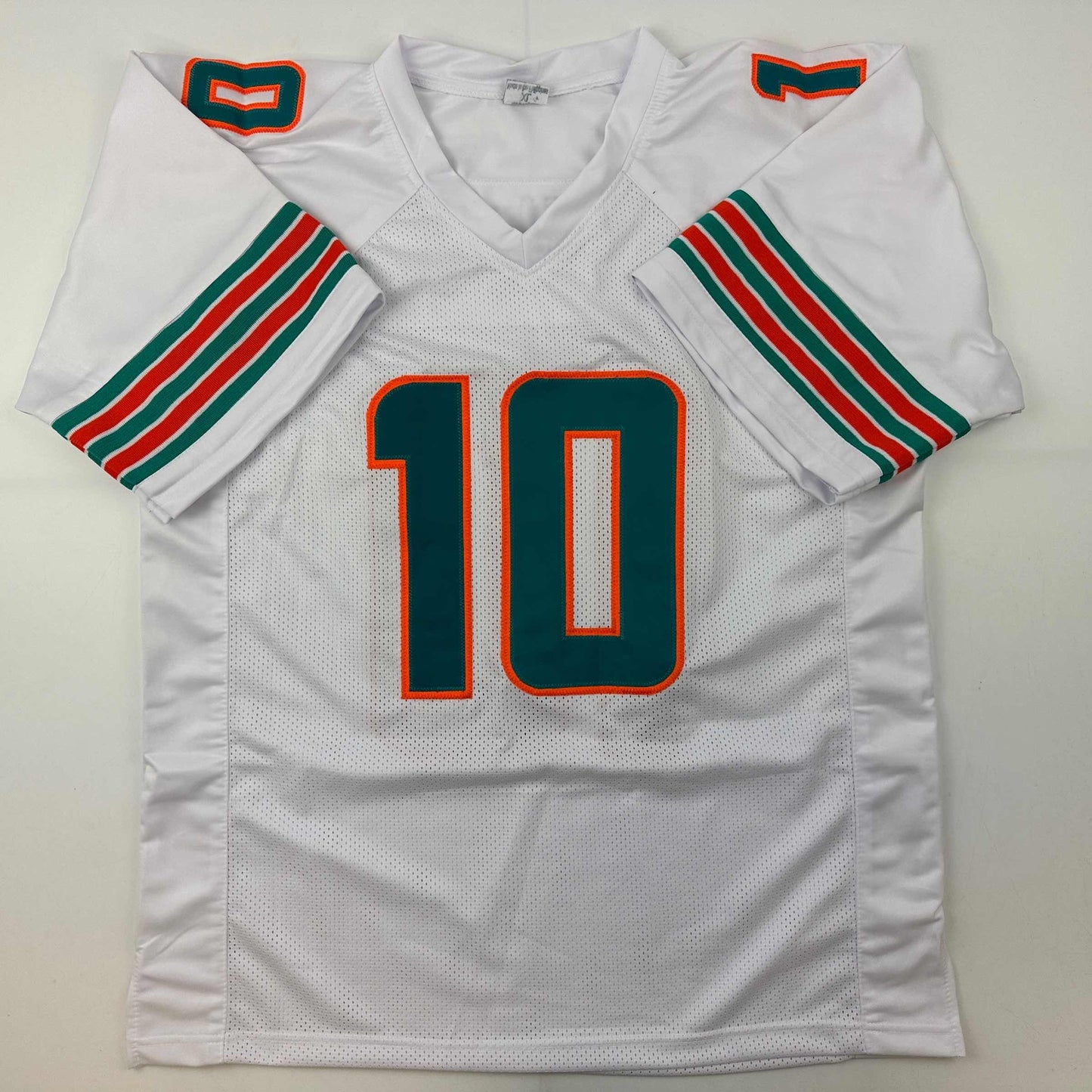 Autographed/Signed Tyreek Hill Miami White Football Jersey Beckett BAS COA