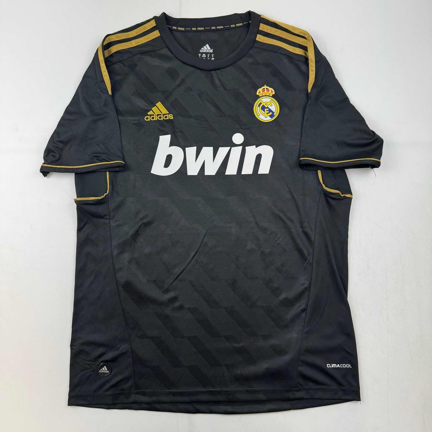 Autographed/Signed Ricardo Kaka Real Madrid Black Retro Soccer Futbol Jersey Beckett BAS COA