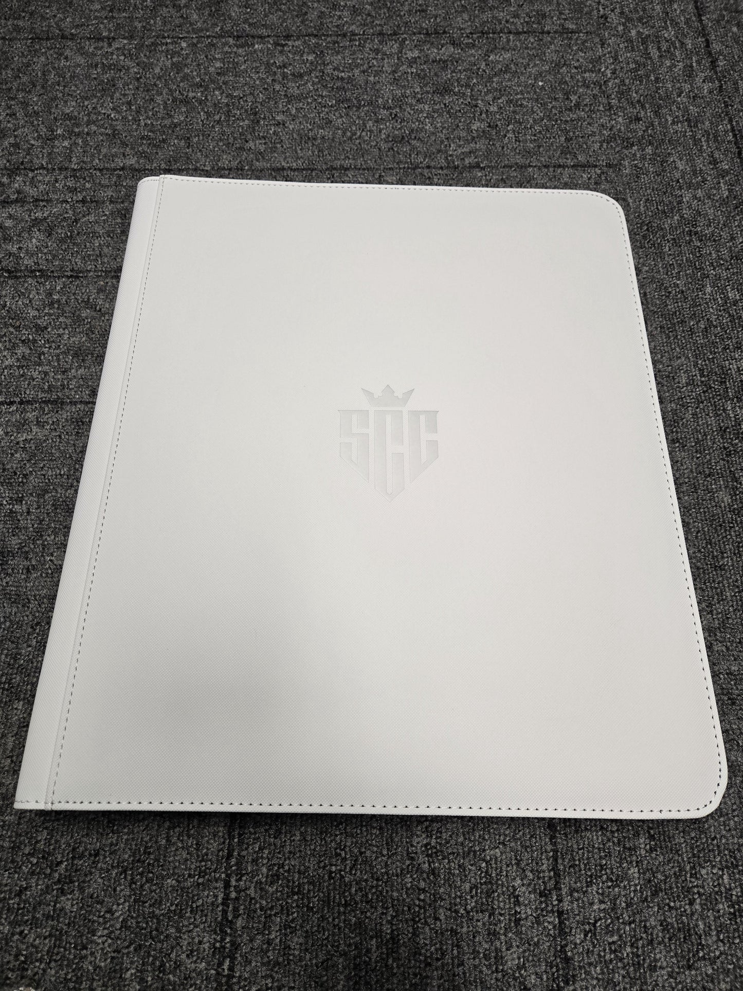 9-Pocket Toploader Binder (White)