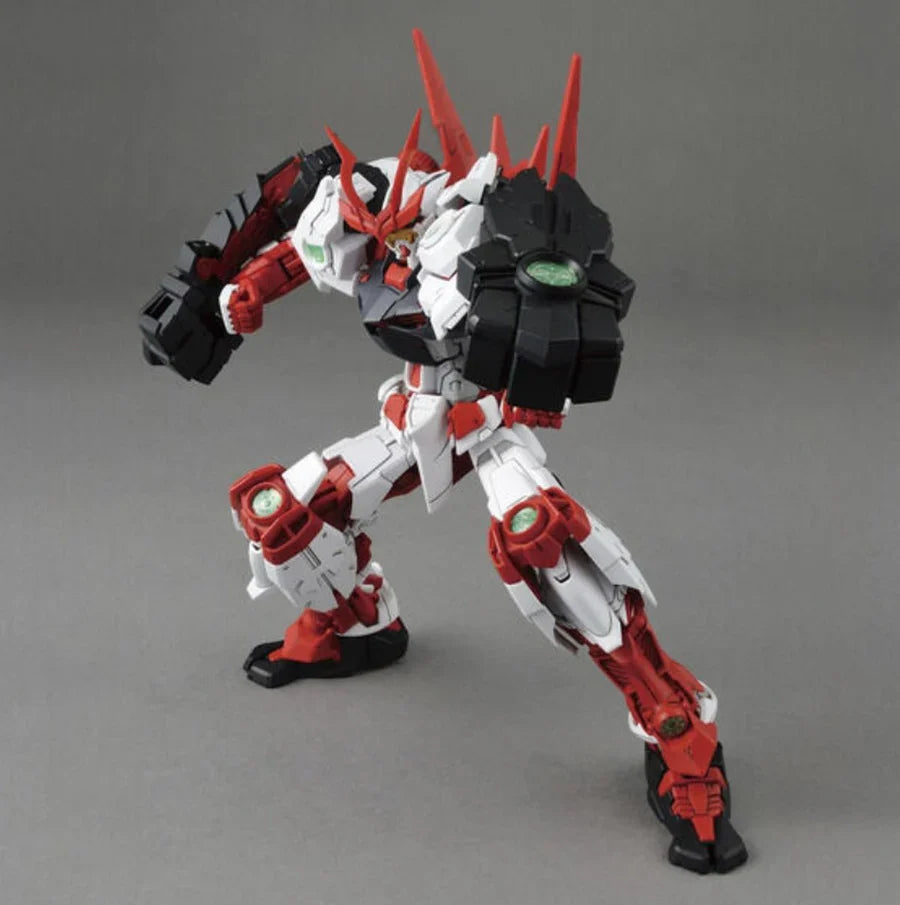Bandai 2221180 1/100 MG Sengoku Astray Gundam "Gundam Build Fighters"