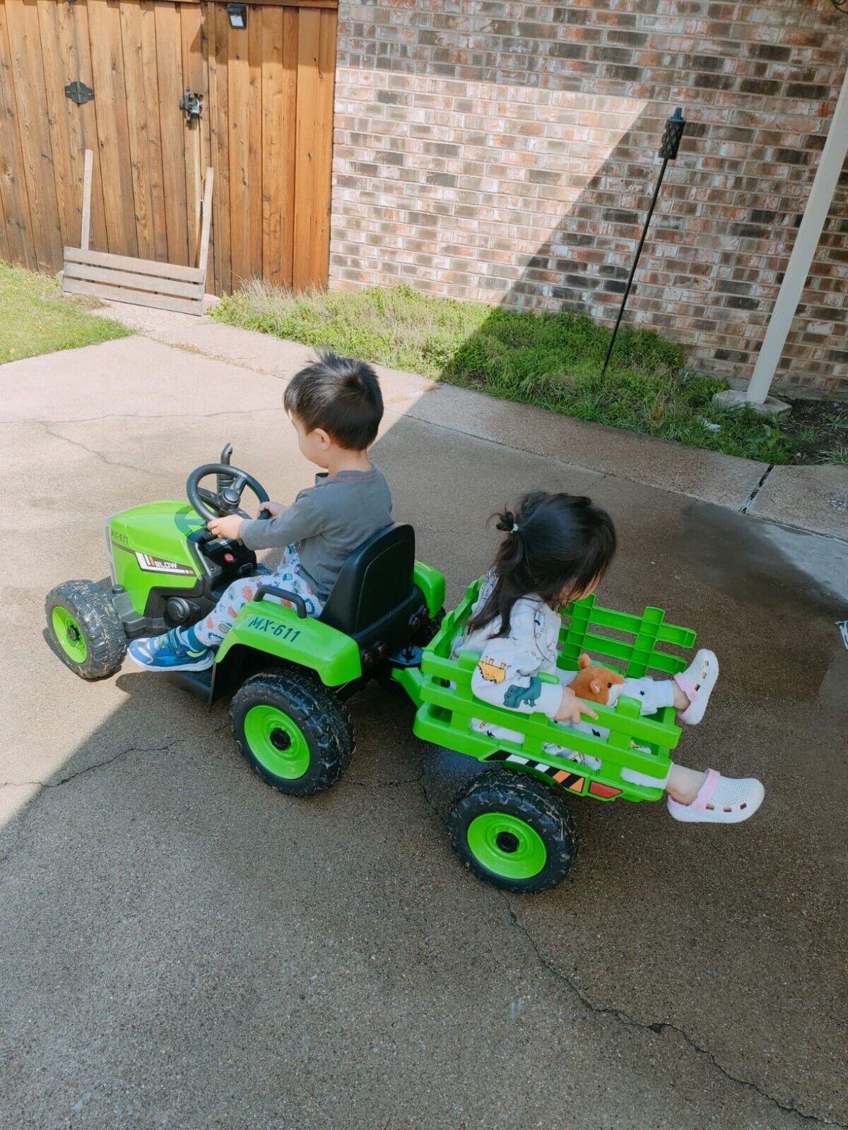 Electric Ride-On Tractor for Kids with 3 Gears and Remote Control - Includes Trailer Toy