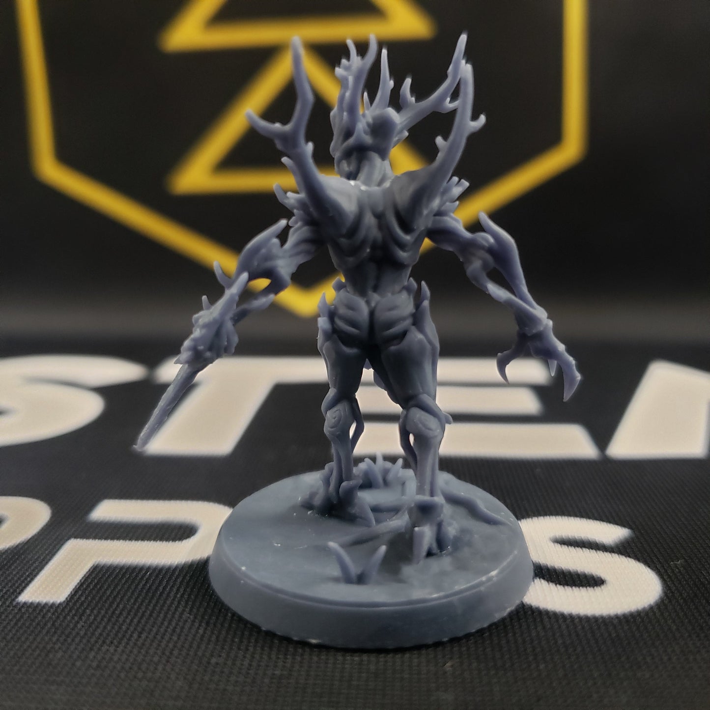 Barkwraith Spriggan: Sculpt D (Male Treefolk Warrior)