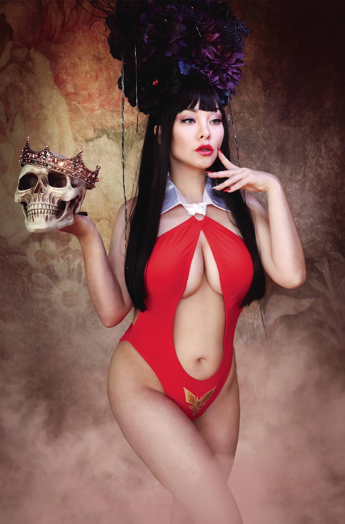 Vampirella Dracula Unholy #1 U 1:7 Ani-Mia Cosplay Virgin Variant (12/15/2021) Dynamite