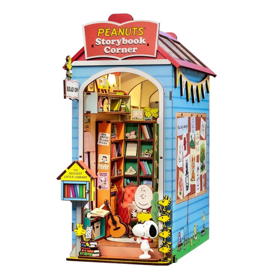DIY Book Nook: Peanuts - Storybook Corner - Golden Apple Comics