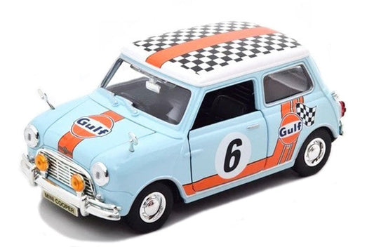 Motormax 79743 1/18 Scale Gulf - 1961-67 Morris Mini Cooper
