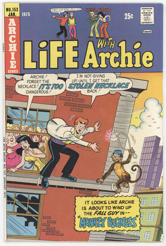 Life With Archie 153 Archie 1975 FN VF Betty Veronica Monkey Business Necklace