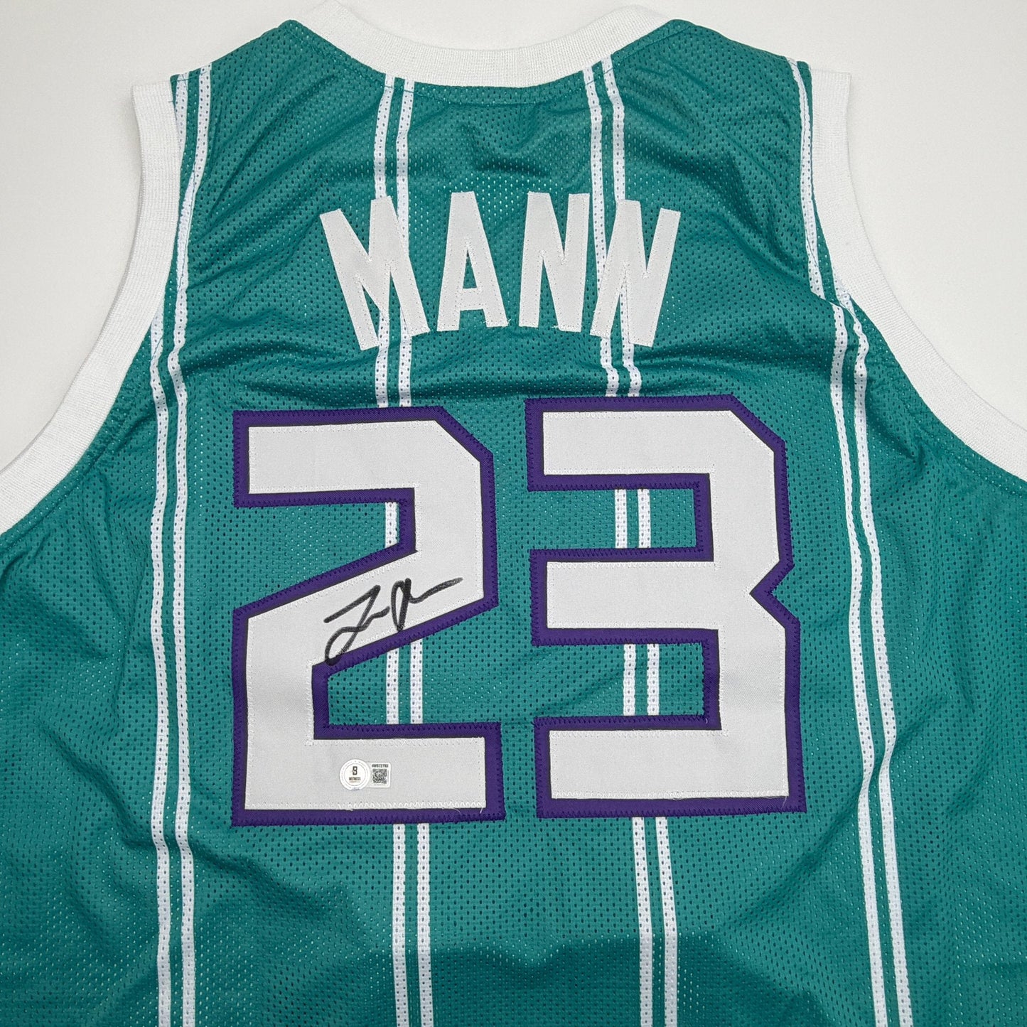 Autographed/Signed Tre Mann Charlotte Teal Basketball Jersey Beckett BAS COA