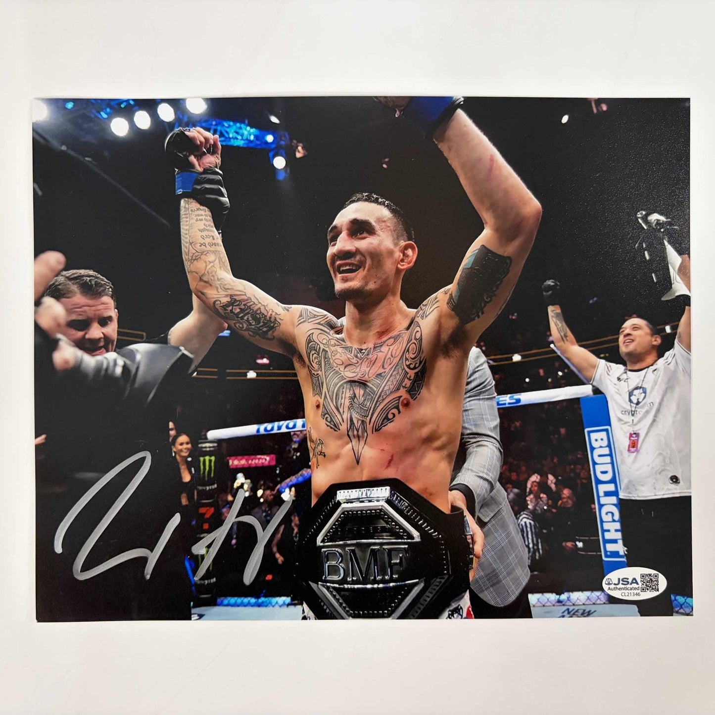 Autographed/Signed Max Holloway UFC MMA Black Fighting 8x10 Photo JSA COA