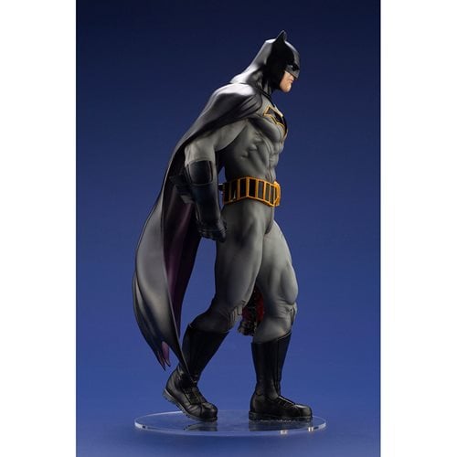 DC Comics Batman: Last Knight on Earth Batman ARTFX 1:6 Statue