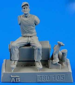 Aerobonus 480105 1/48 WWII US Army Aircraft Mechanic #1 Pacific Theatre (Sitting