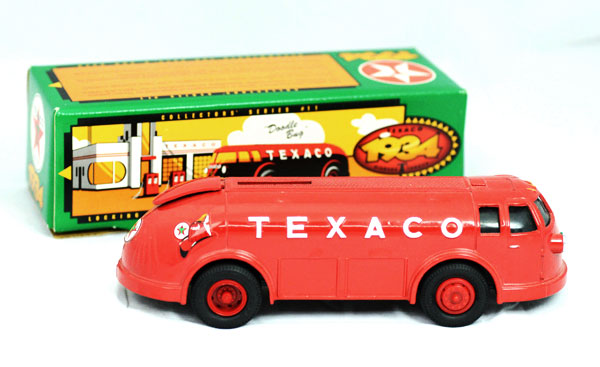 Ertl B195 1/34 Scale Texaco #11 1994 Doodle Bug