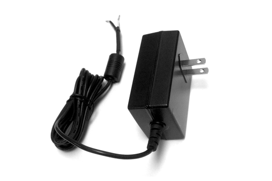 Piko 35025 G Scale Transformer 120V 24VDC 1.9A