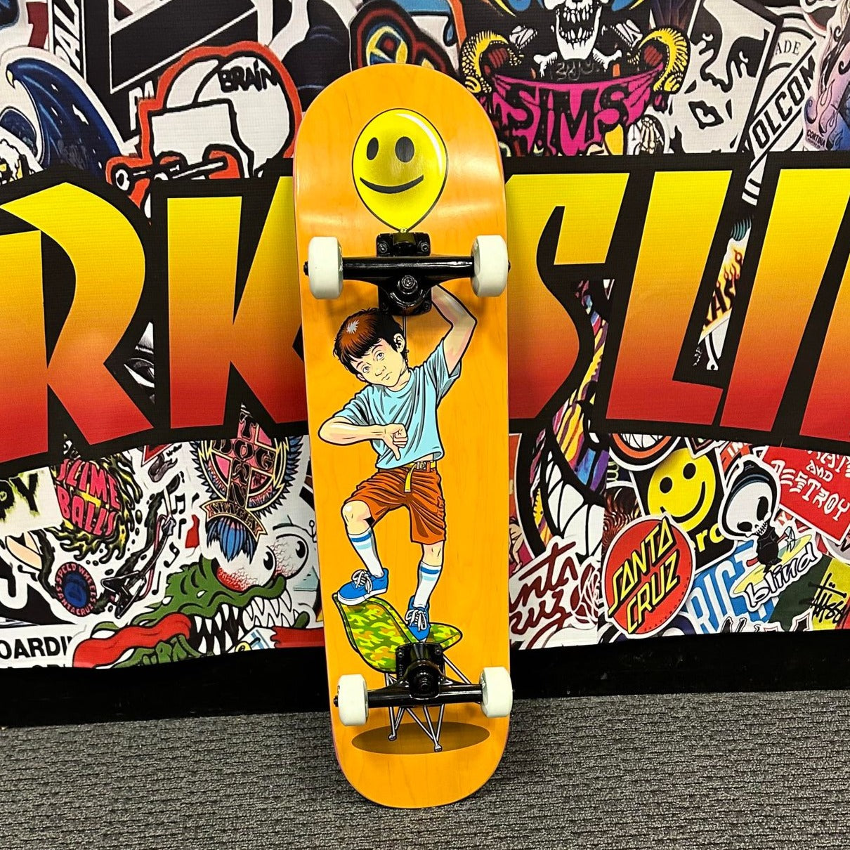 StrangeLove Balloon Boy Gold 8.25" Complete Skateboard