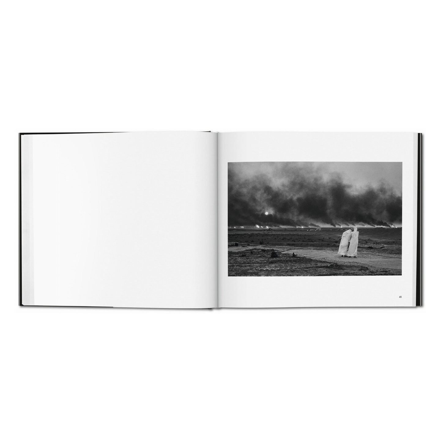 Sebastião Salgado. Kuwait. A Desert on Fire (German, French, English)