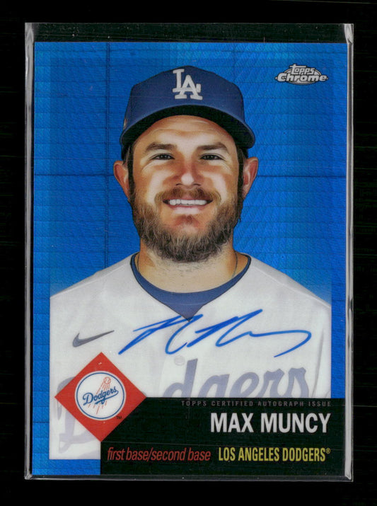 2022 Topps Chrome Autographs Blue Prism Refractor Max Muncy #/99 #CPA-MMU
