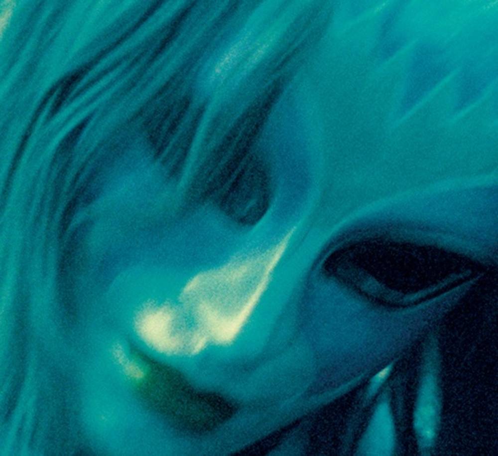 Dizzy [Indie Exclusive Limited Edition Transparent Sea Blue LP]