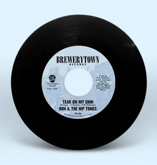 Tear On My Chin B/W People (Feat. Ursula Rucker) [7" Vinyl]