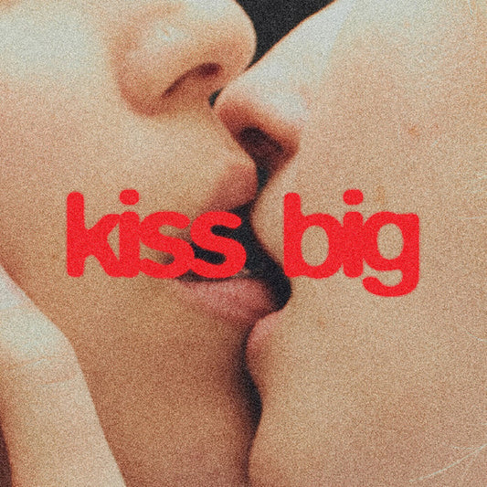 Kiss Big [Red]