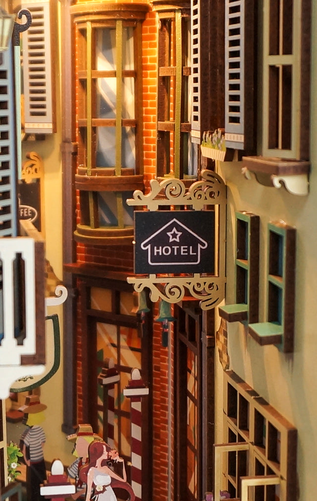 Book Nook: Travel in Venice - Golden Apple Comics