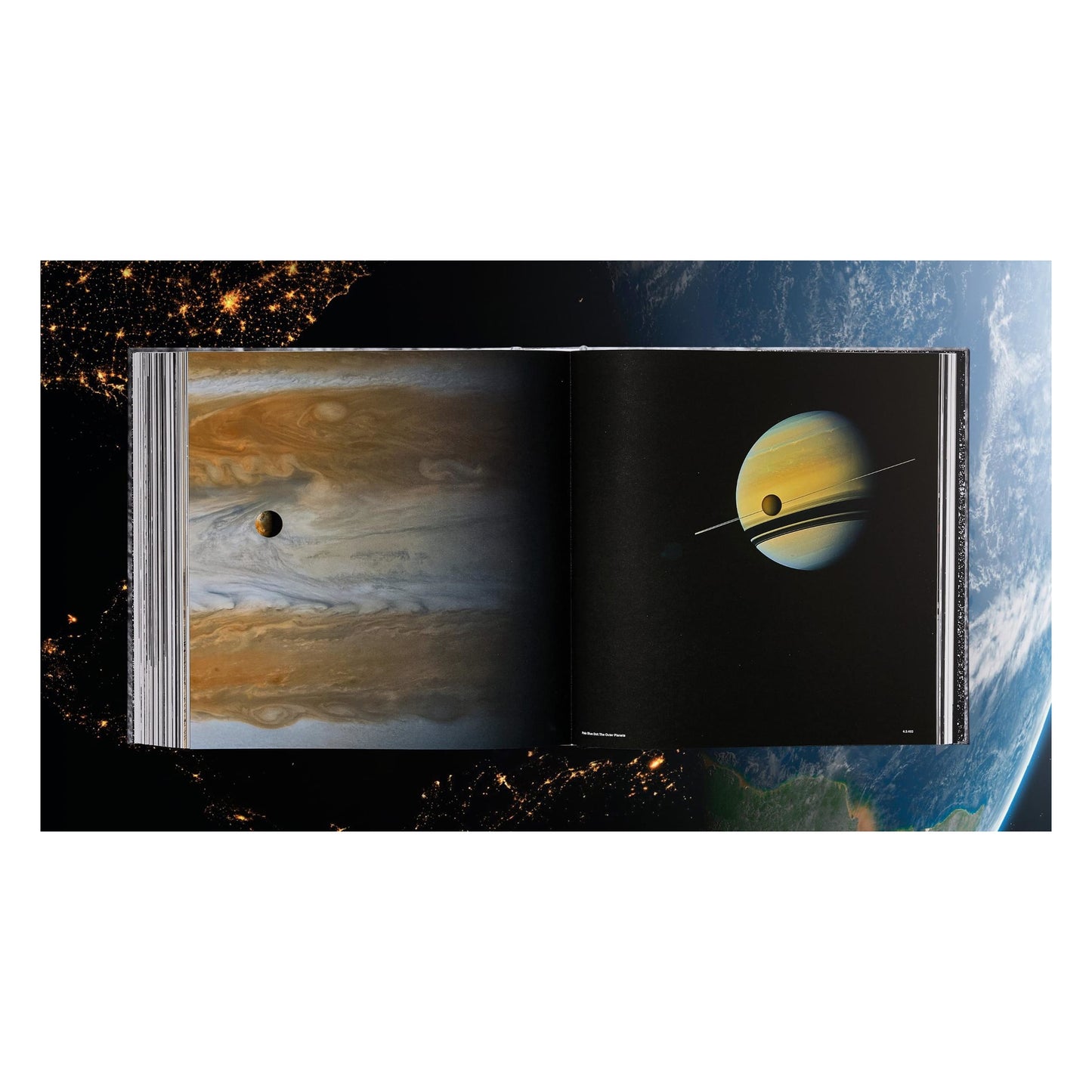 The NASA Archives. 60 Years in Space (English)