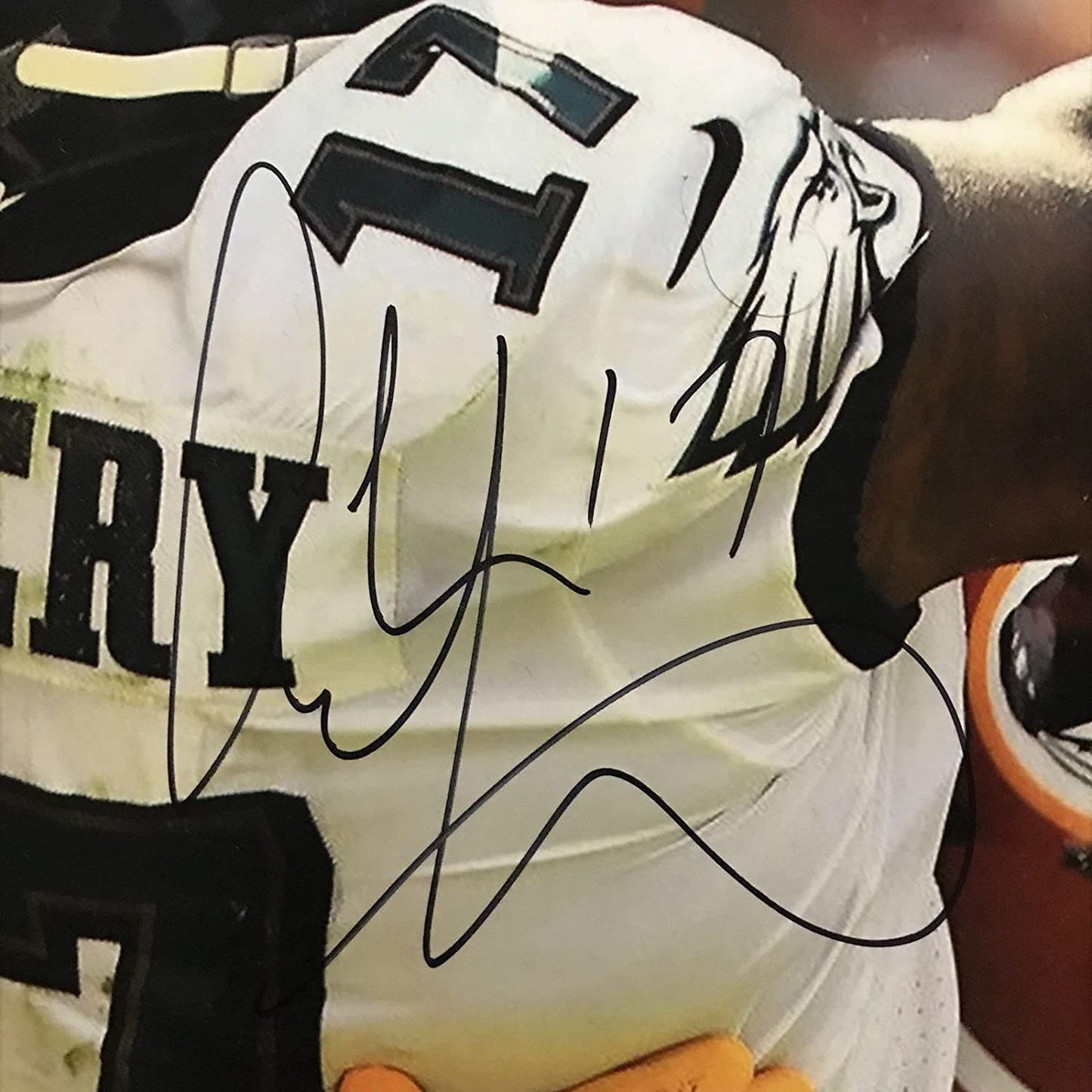 Autographed/Signed Alshon Jeffery Philadelphia Eagles 16x20 Football Photo JSA COA