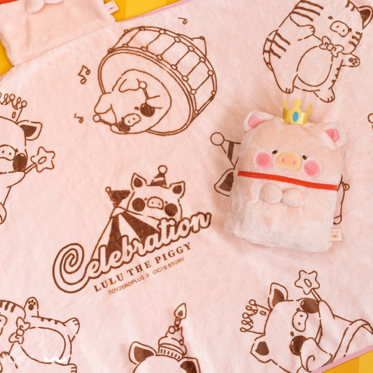 ToyZero+ Lulu The Pig Celebration: Hooded Blanket