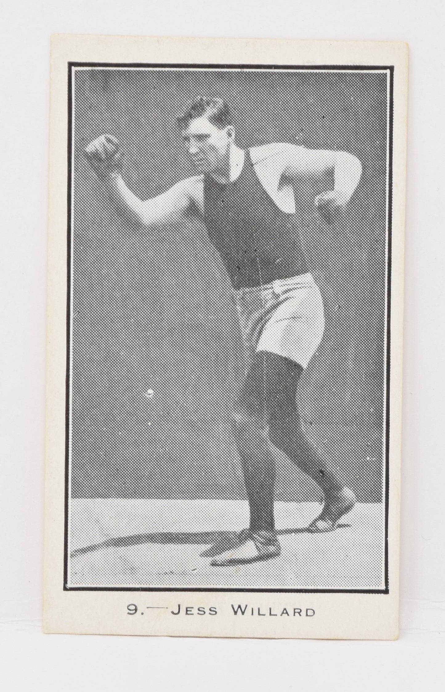 Jess Willard #9 Empress Burstein Isaacs Famous Prize Fighters Boxing Boxer Card 1923