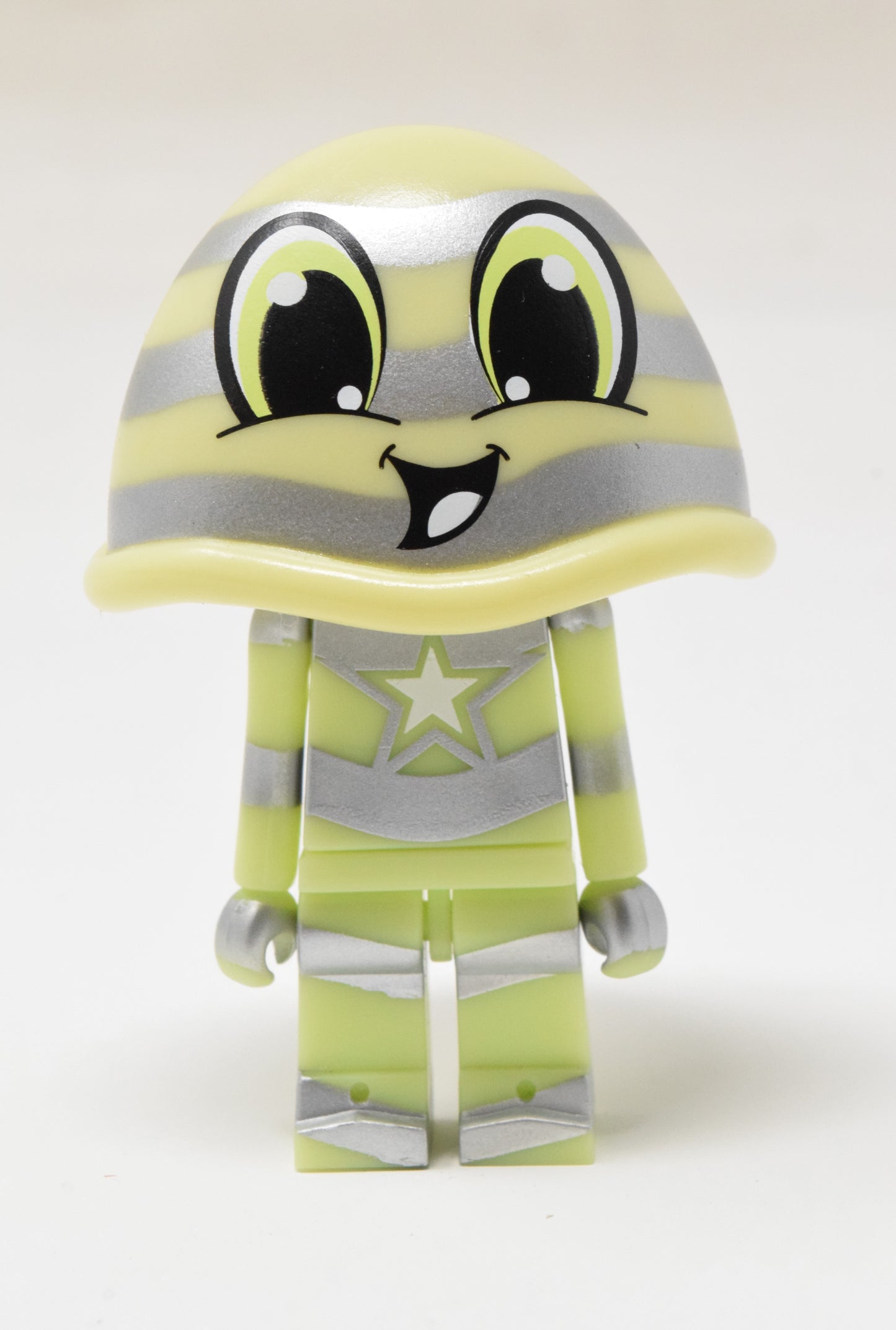 Kidrobot Sketbots Green Silver Vinyl Figure