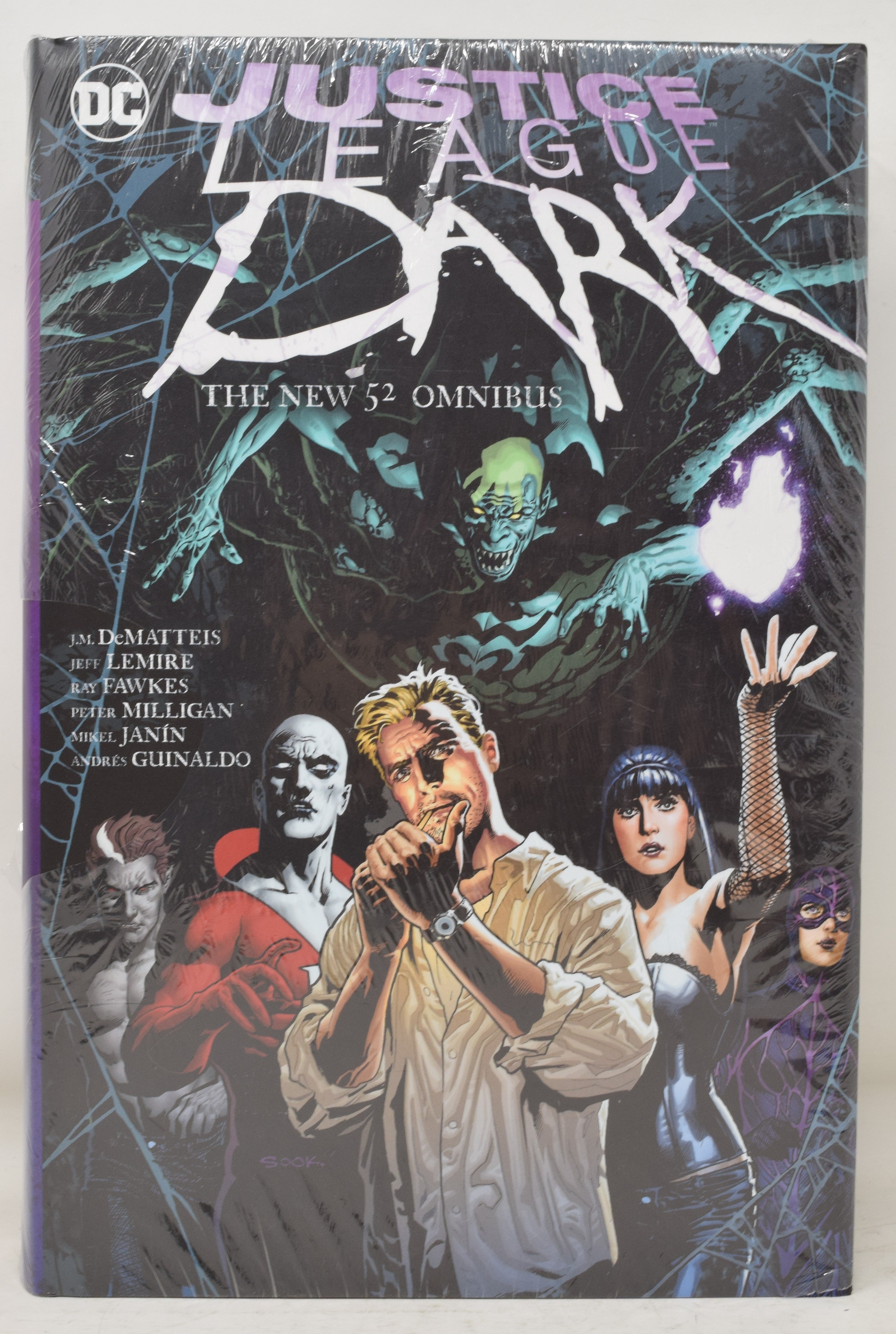 Justice League Dark store Omnibus