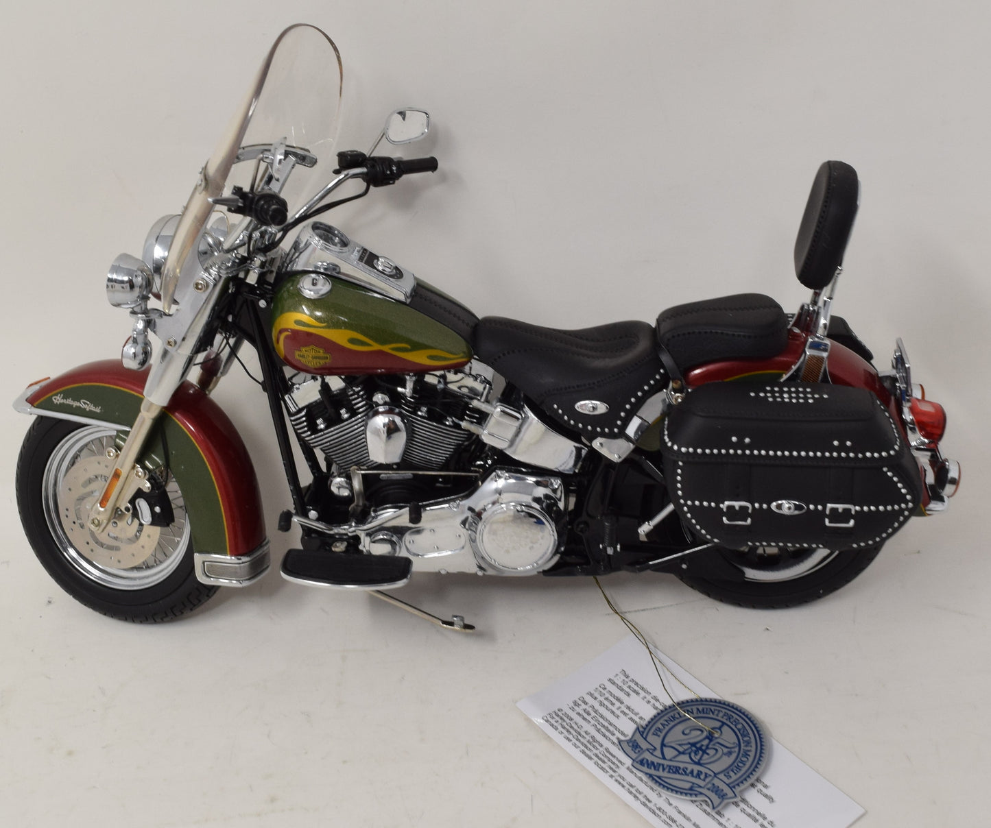 Harley Davidson Motorcycle 2008 Heritage Softail Christmas Precision Model NIB