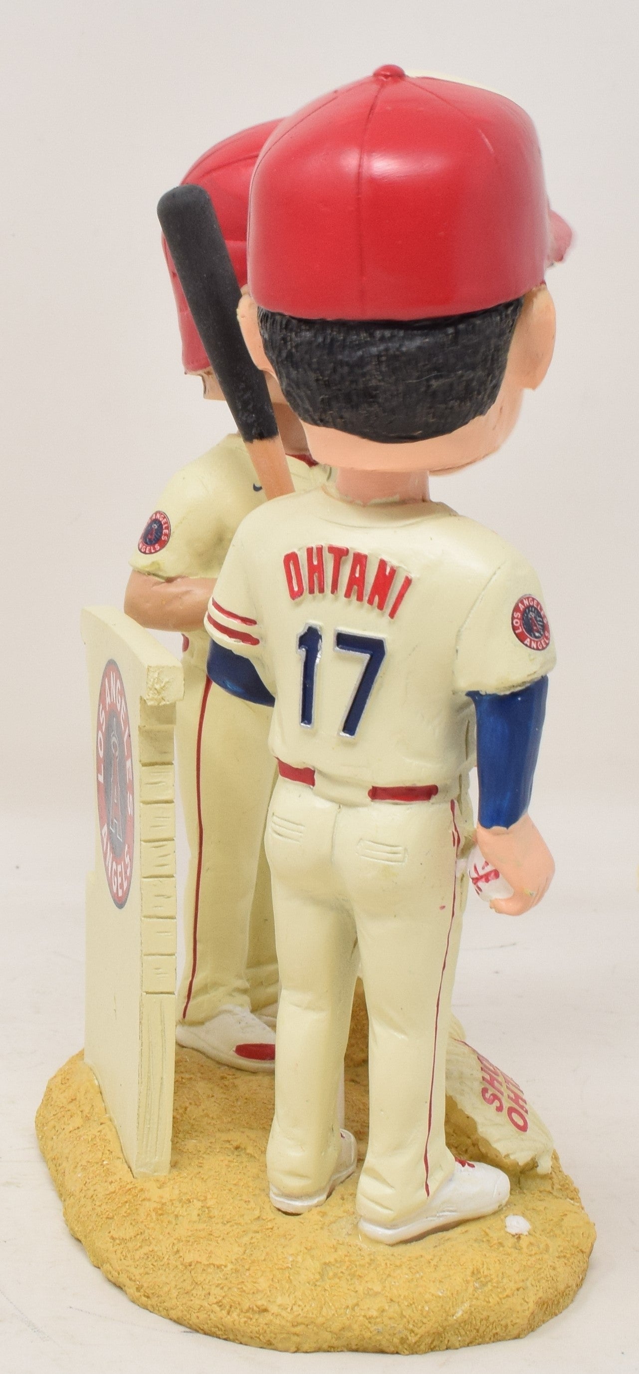 Trout factory ohtani bobblehead