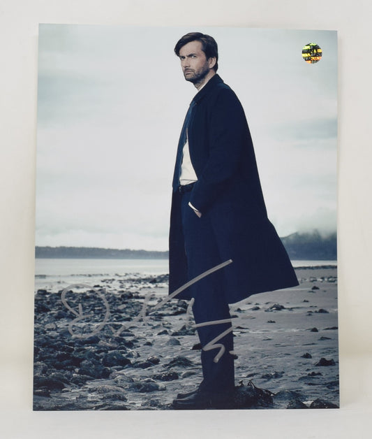 David Tennant Doctor Who Beach Autograph Signed 8 x 10 Photo COA - Golden Apple Comics