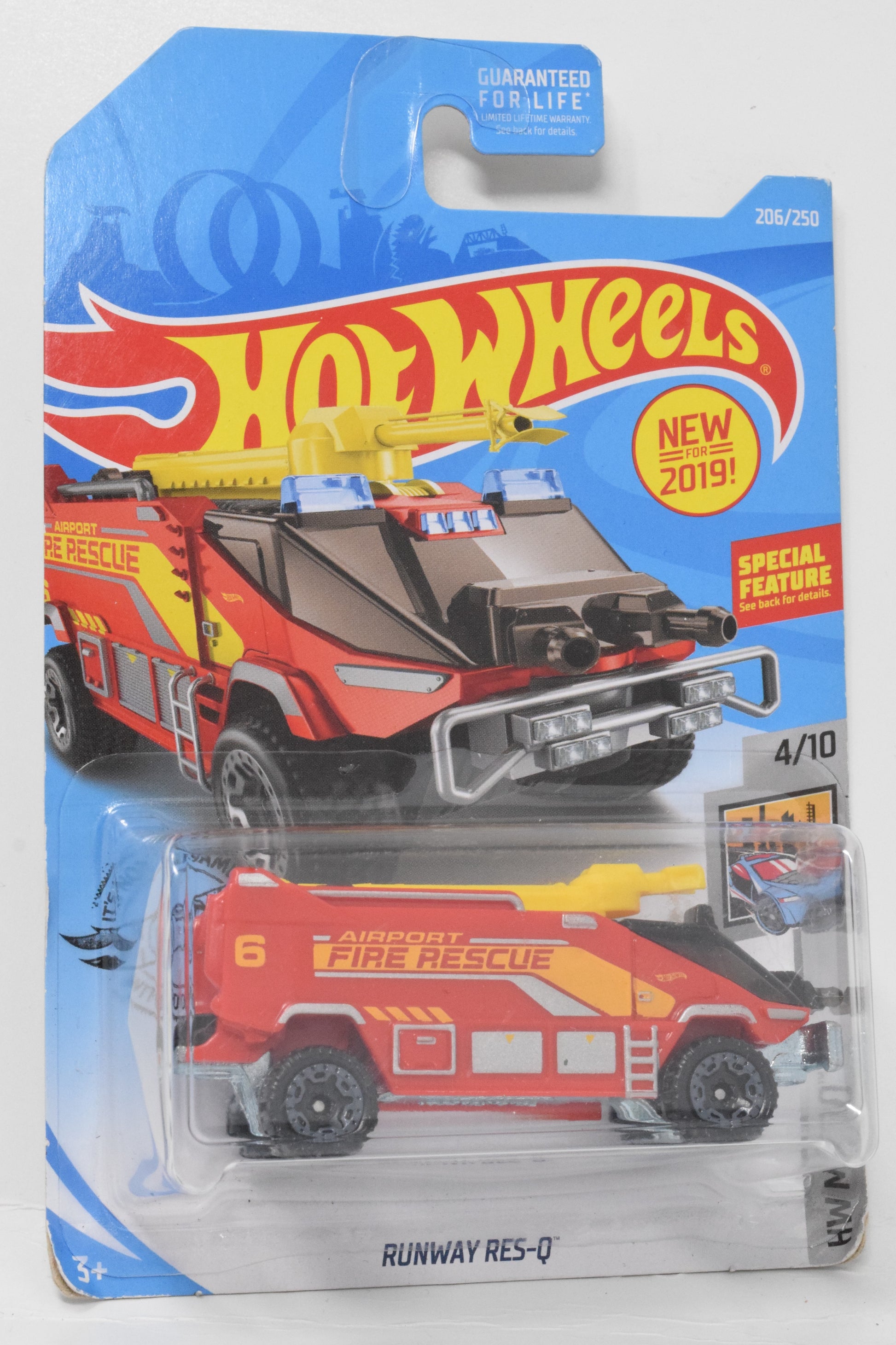 Hot Wheels Runway Res-Q HW Metro DieCast Car Airport Fire Rescue 4/10 206 New - Golden Apple Comics