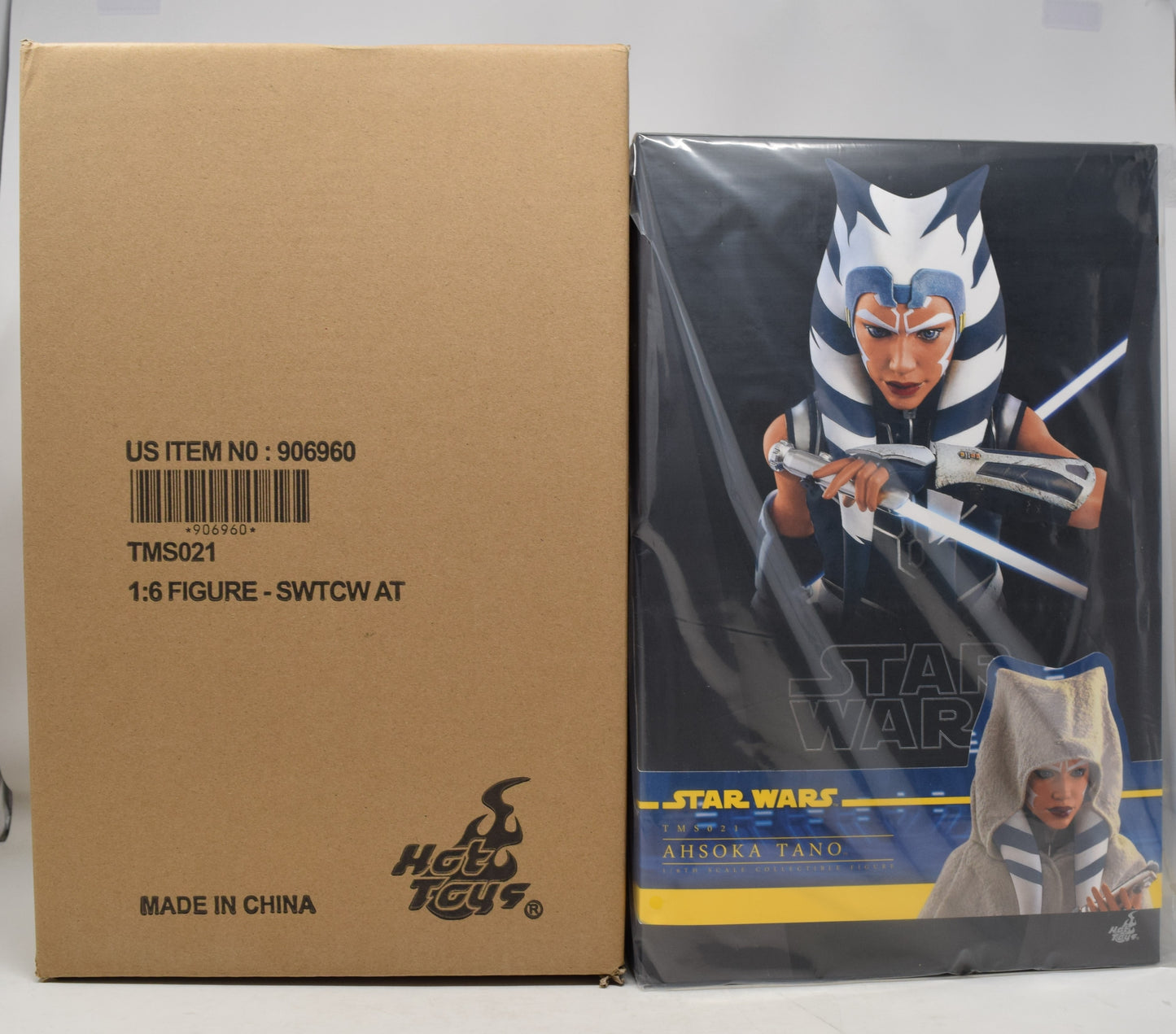 Star Wars Ahsoka Tano Clone Wars Hot Toys 1:6 Action Figure Disney Sideshow NIB