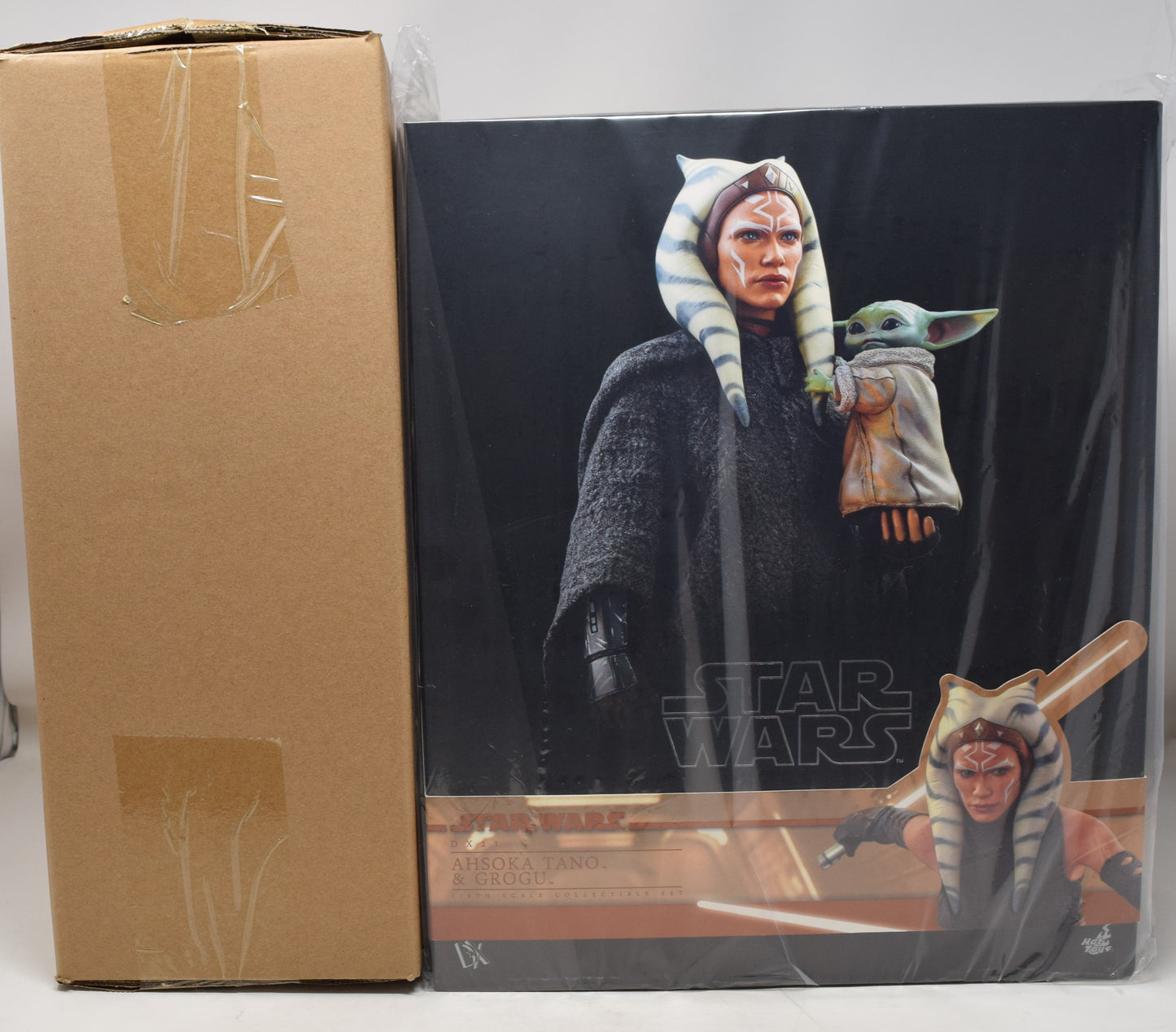 Star Wars Ahsoka Tano Grogu Mandalorian Hot Toys 1:6 Action Figure Disney Sideshow NIB