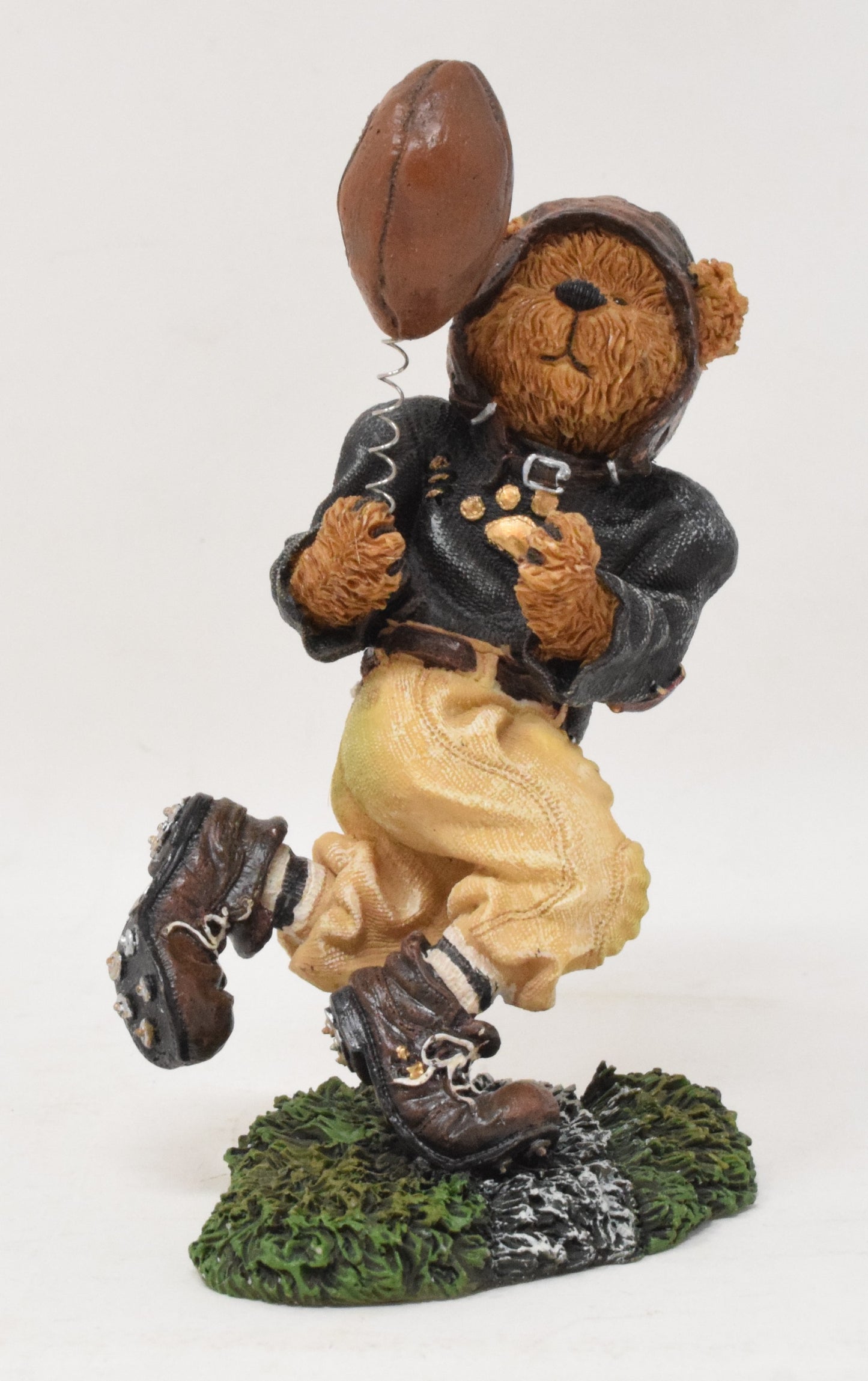 Bodys Bears Bearstone Vinny Catch Em All 4th And Long Football Figurine 2004 New