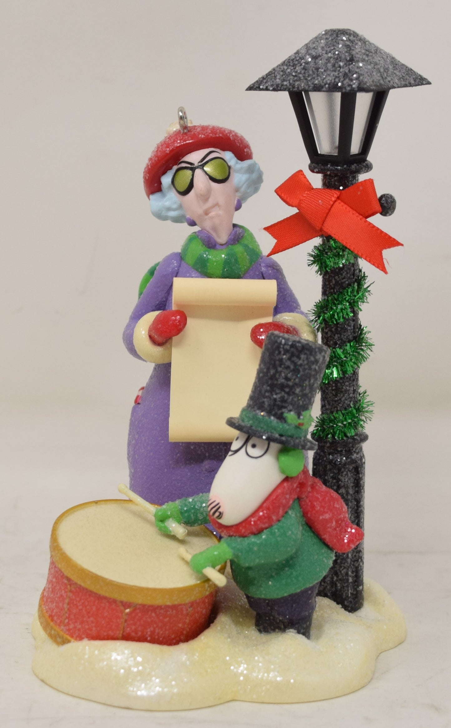 Hallmark Keepsake Ornament Crabby Caroler Christmas Tree 2005 NIB