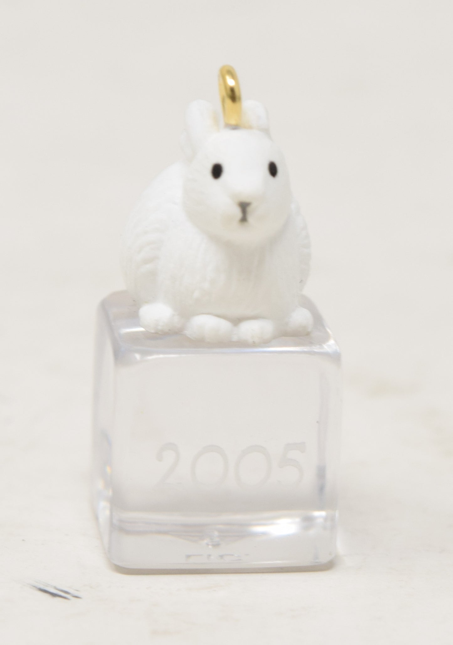 Hallmark Keepsake Ornament Ice Block Buddies Bunny Rabbit Christmas Tree 2005 NIB