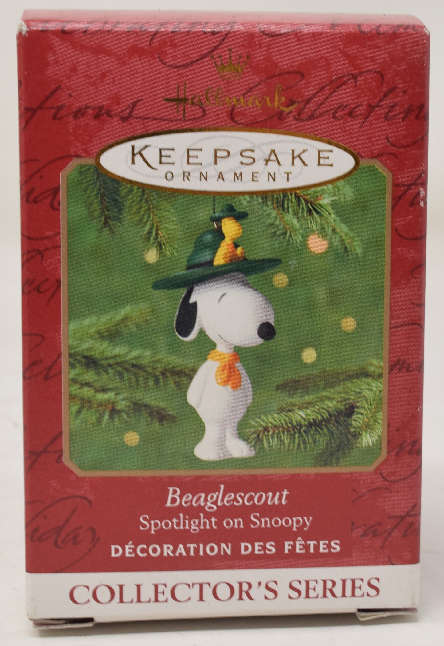 Hallmark Keepsake Ornament Peanuts Beaglescout Snoopy Christmas Tree 2001 NIB