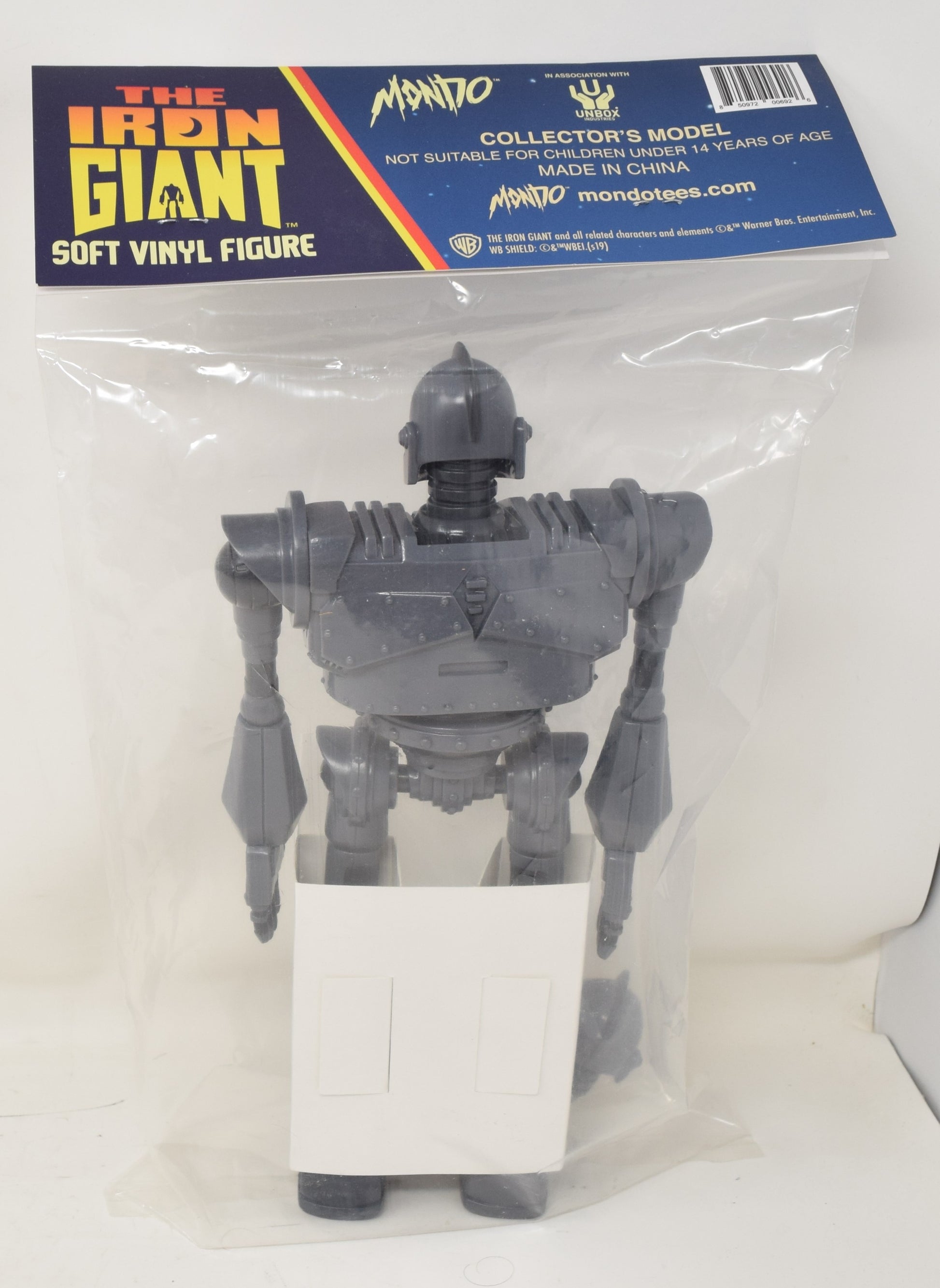 Iron Giant Soft Vinyl Figure Exclusive Mondo Toys 2019 New – Golden Apple  Comics