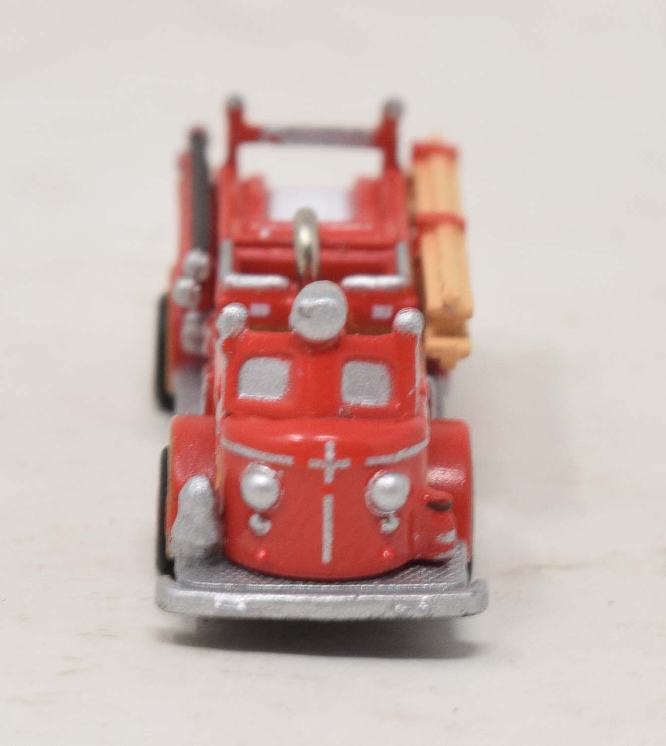 Hallmark Keepsake Ornament American LaFrance 700 Pumper Firetruck Christmas Tree 2005 NIB