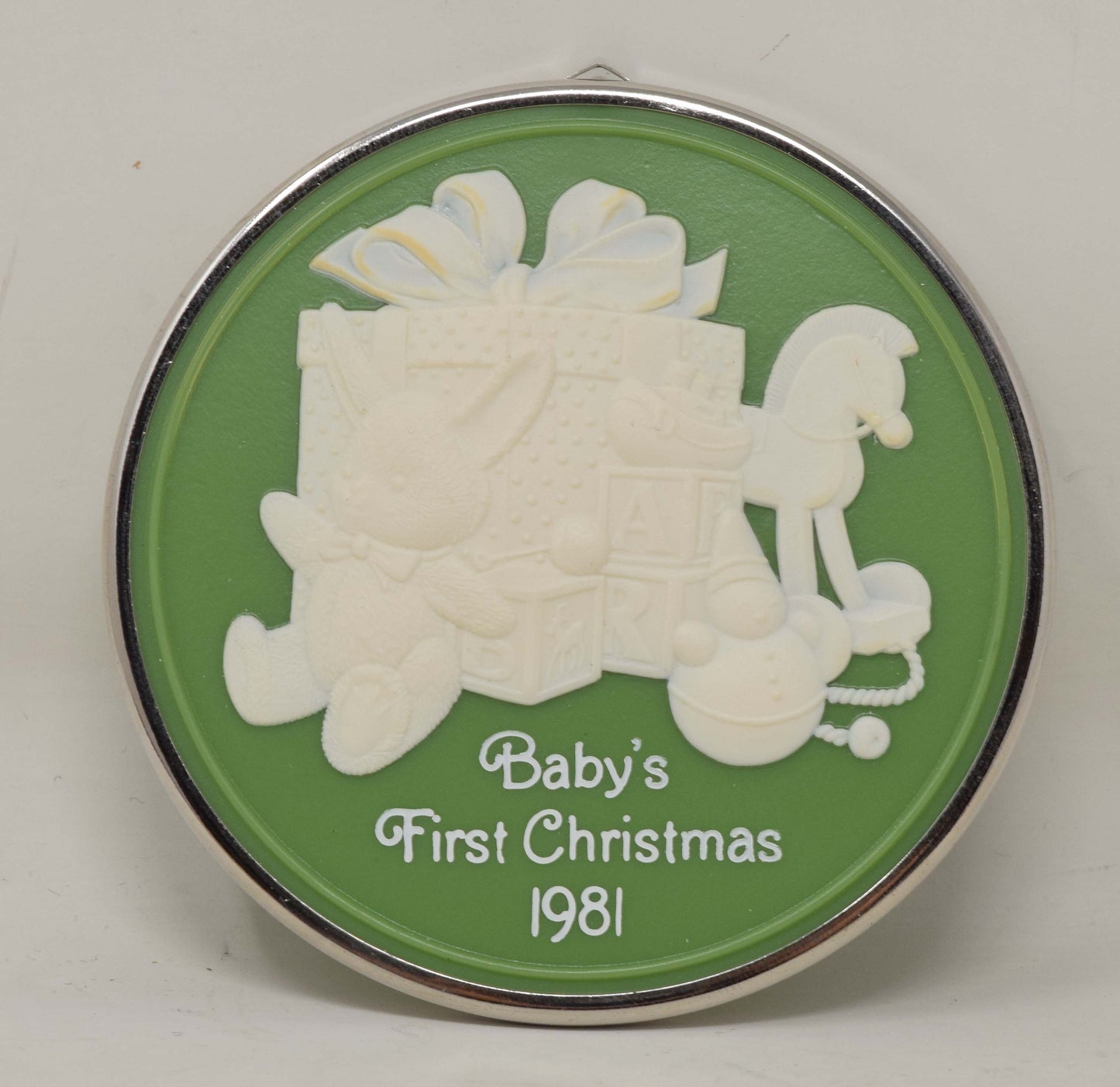 Hallmark Keepsake Ornament Baby's 1st Christmas Cameo Tree 1981 NIB