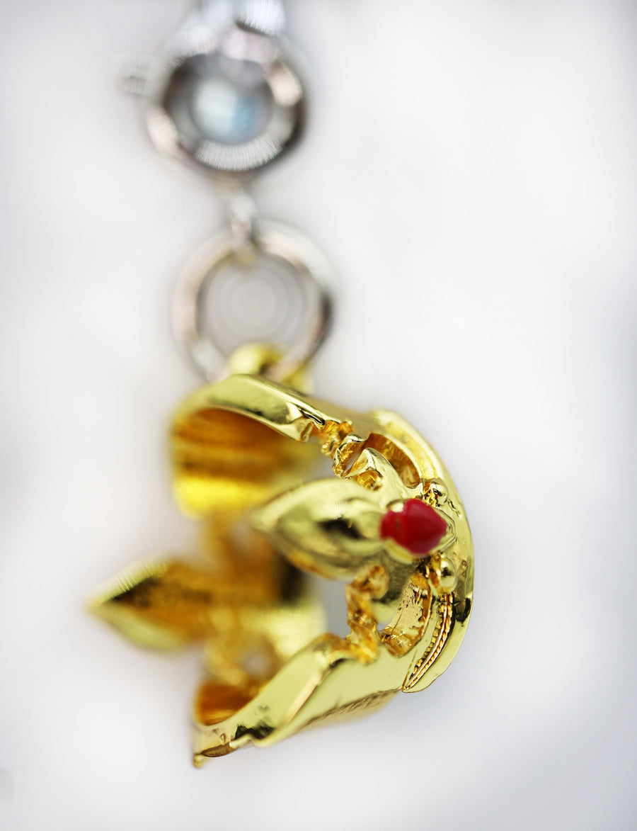 Traveler's Trinkets: Flame Crown Charm