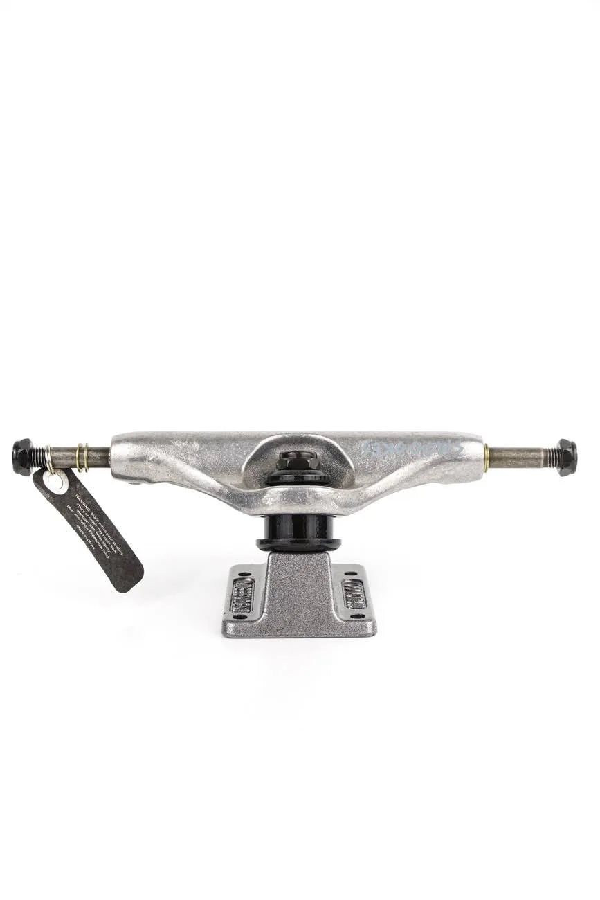 INDEPENDENT STAGE 11 PRO MARTINEZ SILVER GREY SKATEBOARD TRUCKS